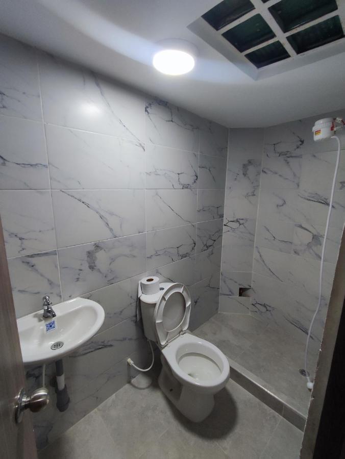 Baruch Capsula Otel Bogotá Dış mekan fotoğraf